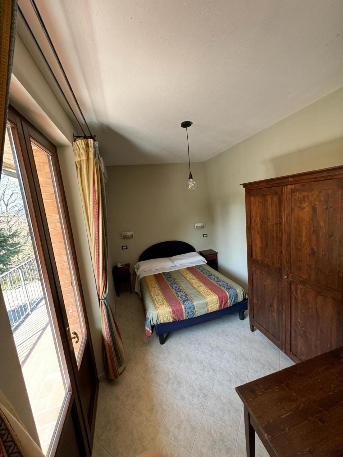 Agrihotel Villa Ambra サンタルビノ 部屋 写真