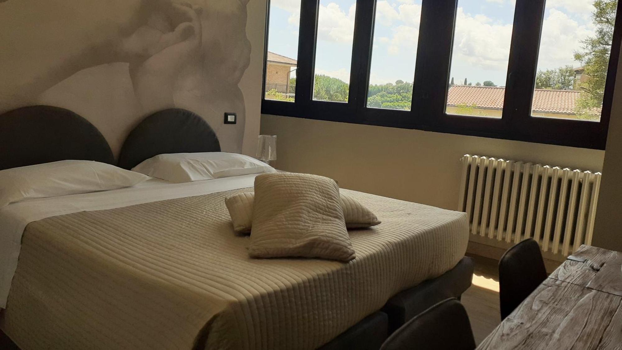 Agrihotel Villa Ambra サンタルビノ 部屋 写真